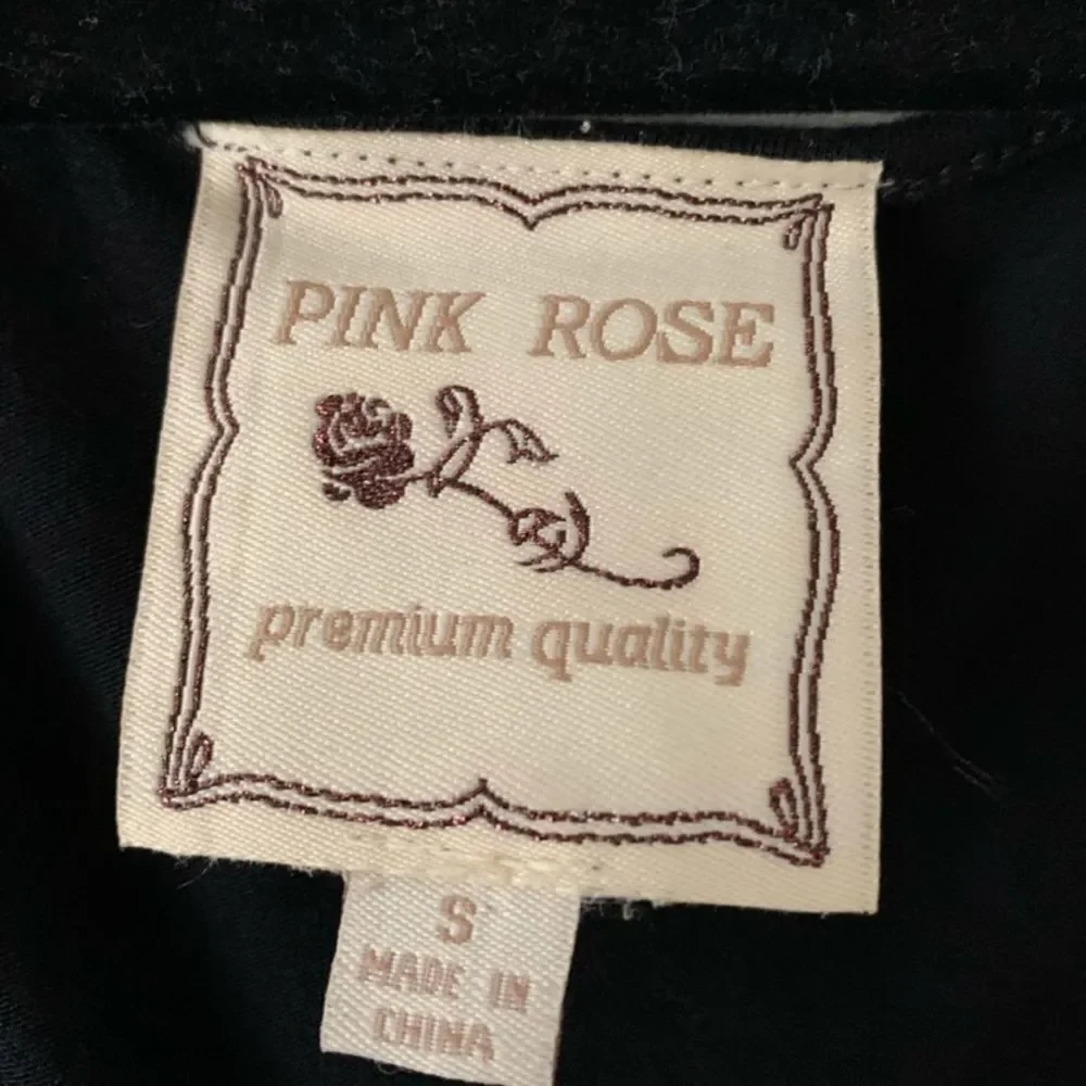 Pink Rose red/pink/black square sleeveless, pockets on the bottom, S girls)